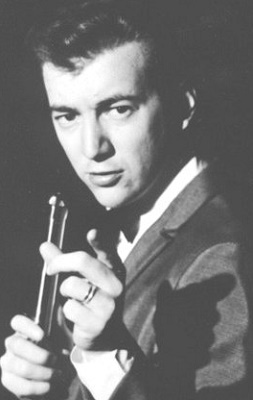 The line forms on the right, babe!